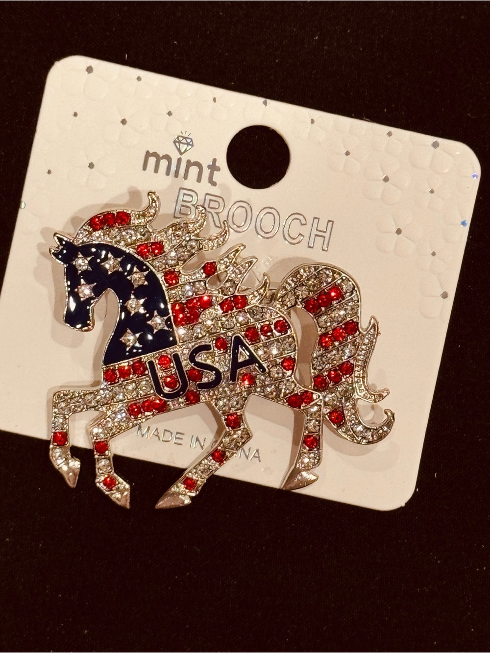 Mint Patriotic Rhinestone USA Flag Horse Brooch Pin NWT July 4th Patriotic